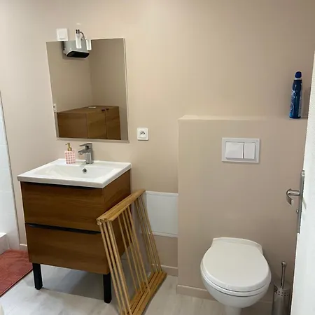 Joli Au Calme 아파트